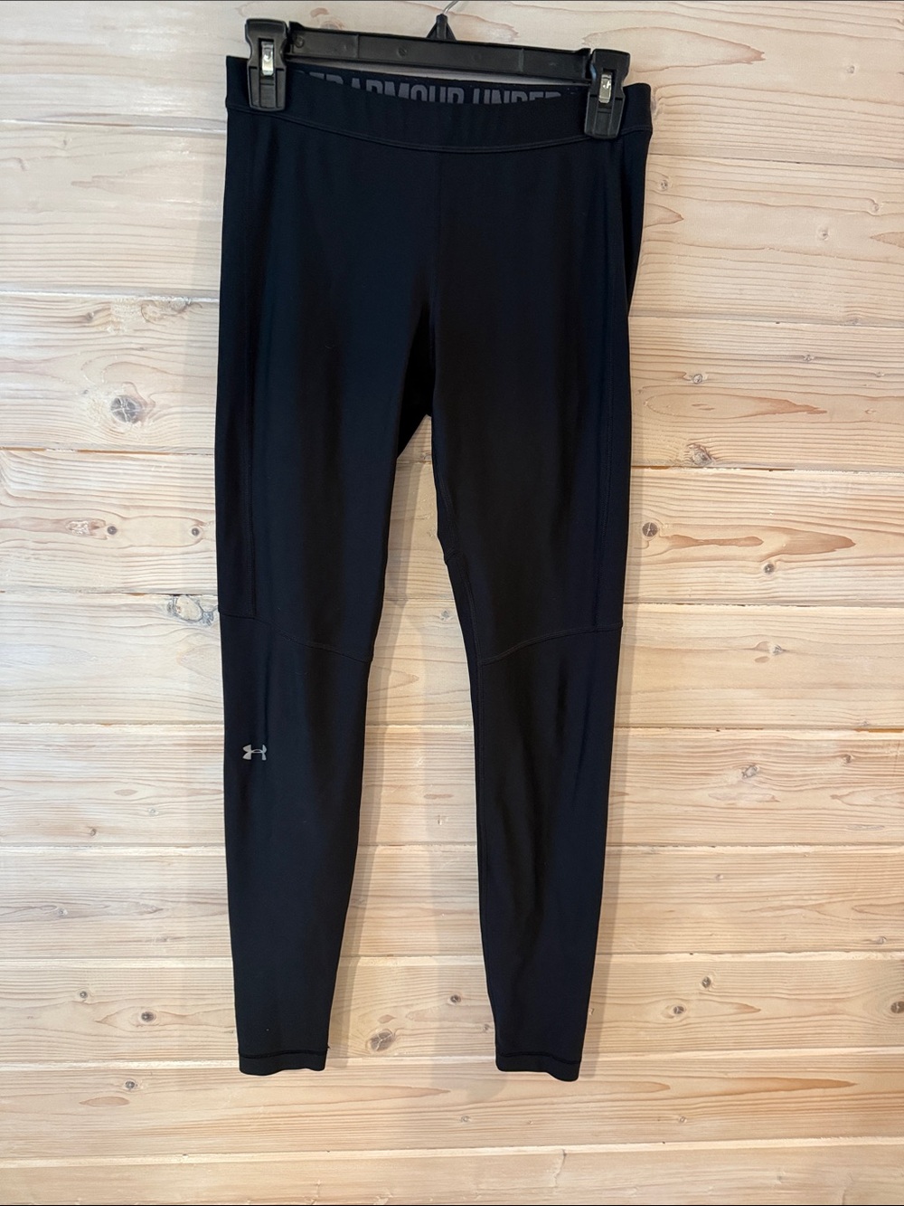 Under Armour Women’s Black High-Rise Compression Leggings